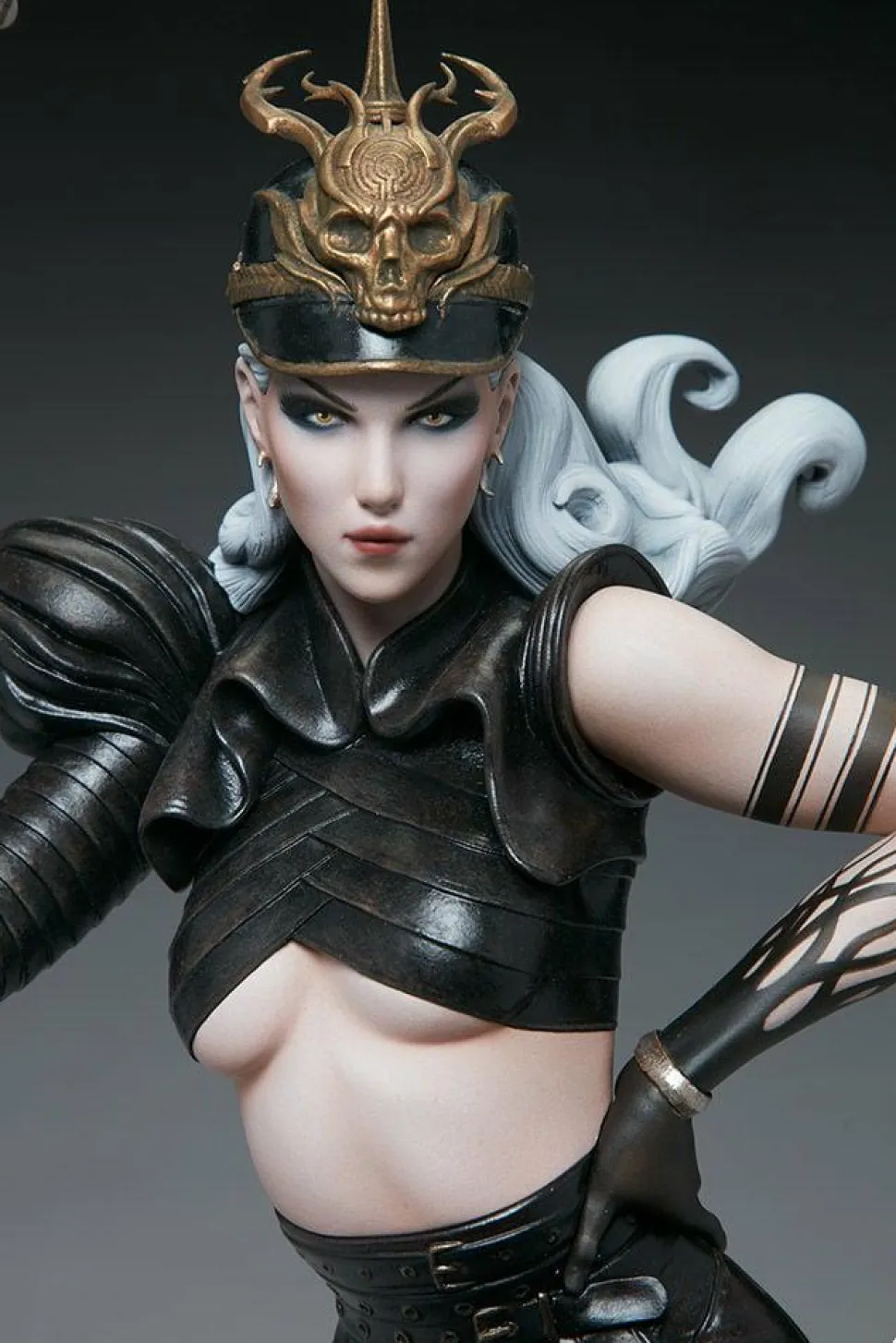 Adi Granov - Sova 18” Statue