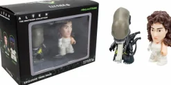 Alien - Ripley and Acid Splatter Xenomorph Titans 3” Vinyl Figure 2 Pack