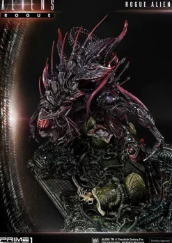 Aliens - Rogue Alien Battle 26” Diorama Statue