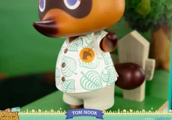 Animal Crossing: New Horizons - Tom Nook (Exclusive Edition) 10