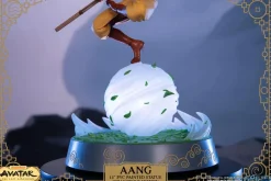 Avatar: The Last Airbender - Aang Deluxe 11” PVC Statue