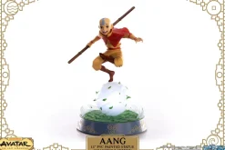 Avatar: The Last Airbender - Aang Deluxe 11” PVC Statue