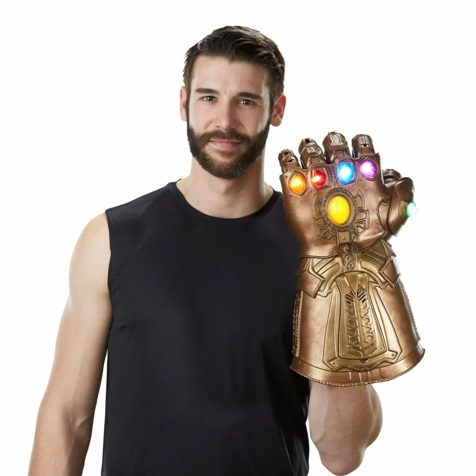 Avengers 3: Infinity War - Infinity Gauntlet Marvel Legends 1:1 Scale Life-Size Prop Replica