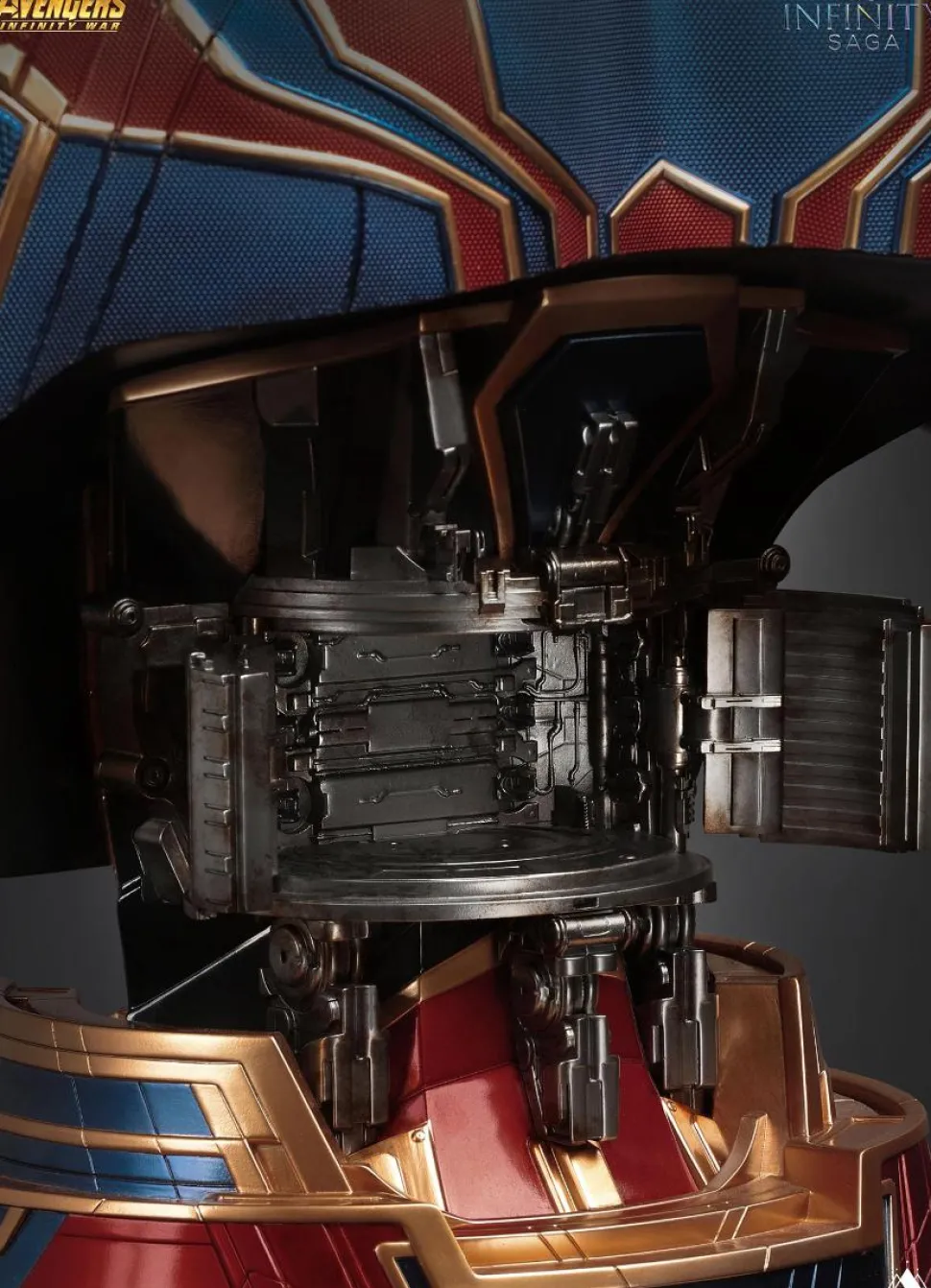 Avengers: Infinity War - Iron Spider-Man 1:1 Scale Life Size Bust