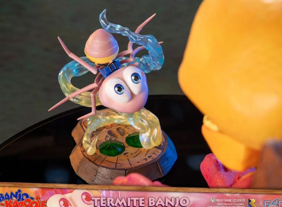 Banjo-Kazooie - Termite Banjo 8" Statue