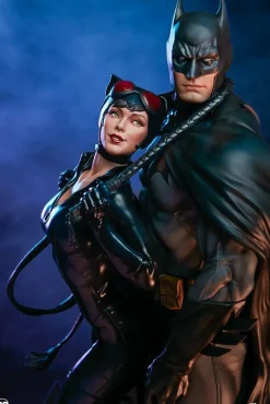 Batman - Batman & Catwoman 20” Diorama Statue