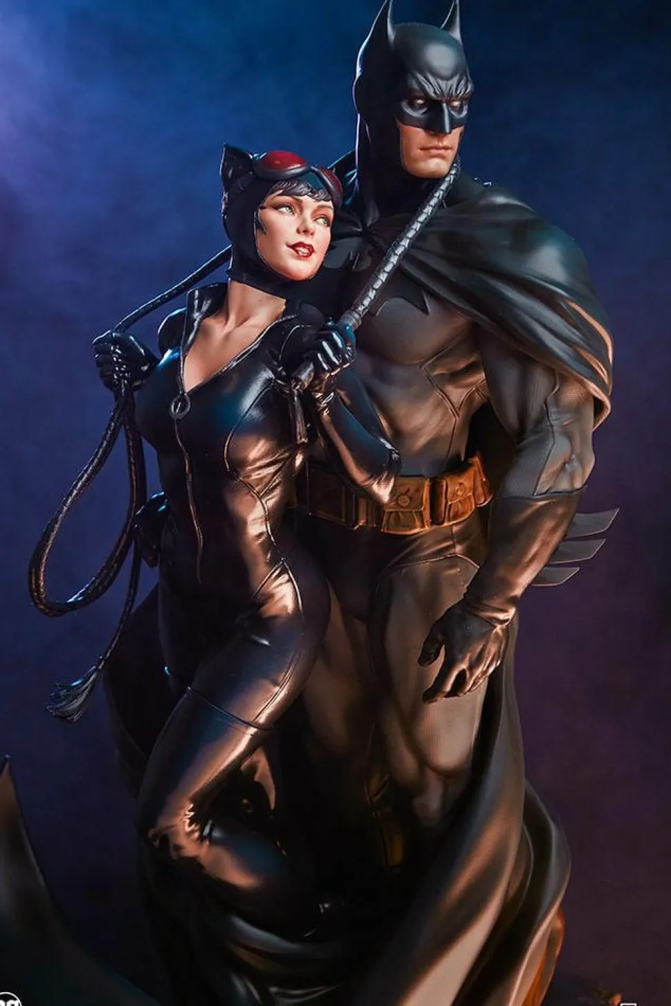 Batman - Batman & Catwoman 20” Diorama Statue