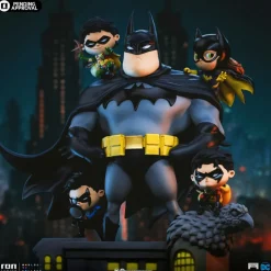 Batman - Batman Family Icons Animated Deluxe 1/10th Scale Statue