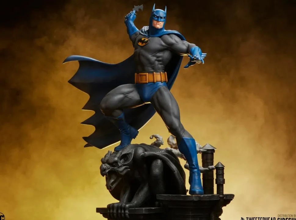 Batman - Batman (Retro Edition) 1/6th Scale Maquette Statue