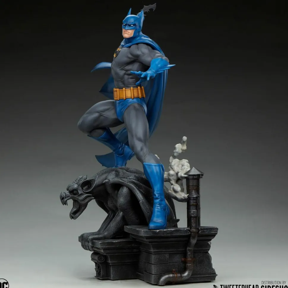 Batman - Batman (Retro Edition) 1/6th Scale Maquette Statue