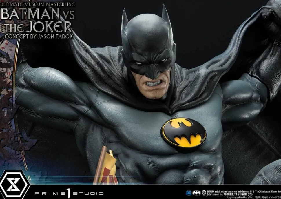 Batman - Batman vs The Joker 1/3 Scale Statue