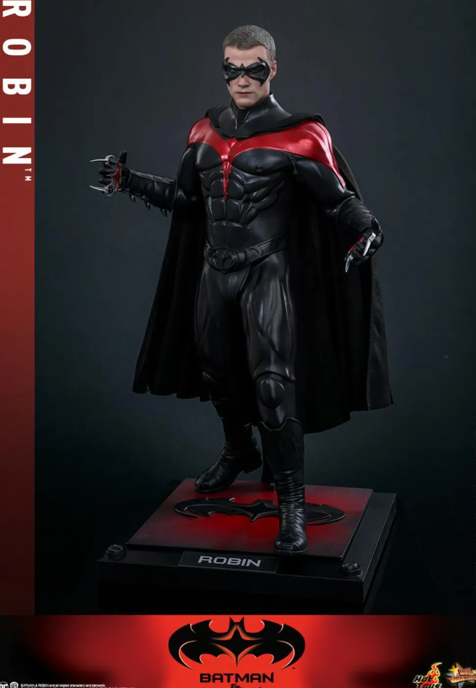 Batman & Robin (1997) - Robin 1/6th Scale Hot Toys Action Figure
