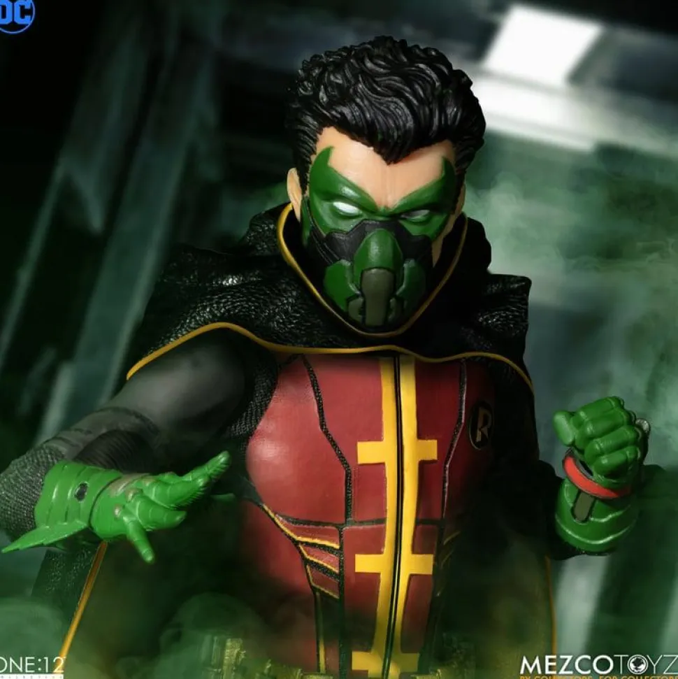 Batman - Robin (Damian Wayne) One:12 Collective 1/12th Scale Action Figure