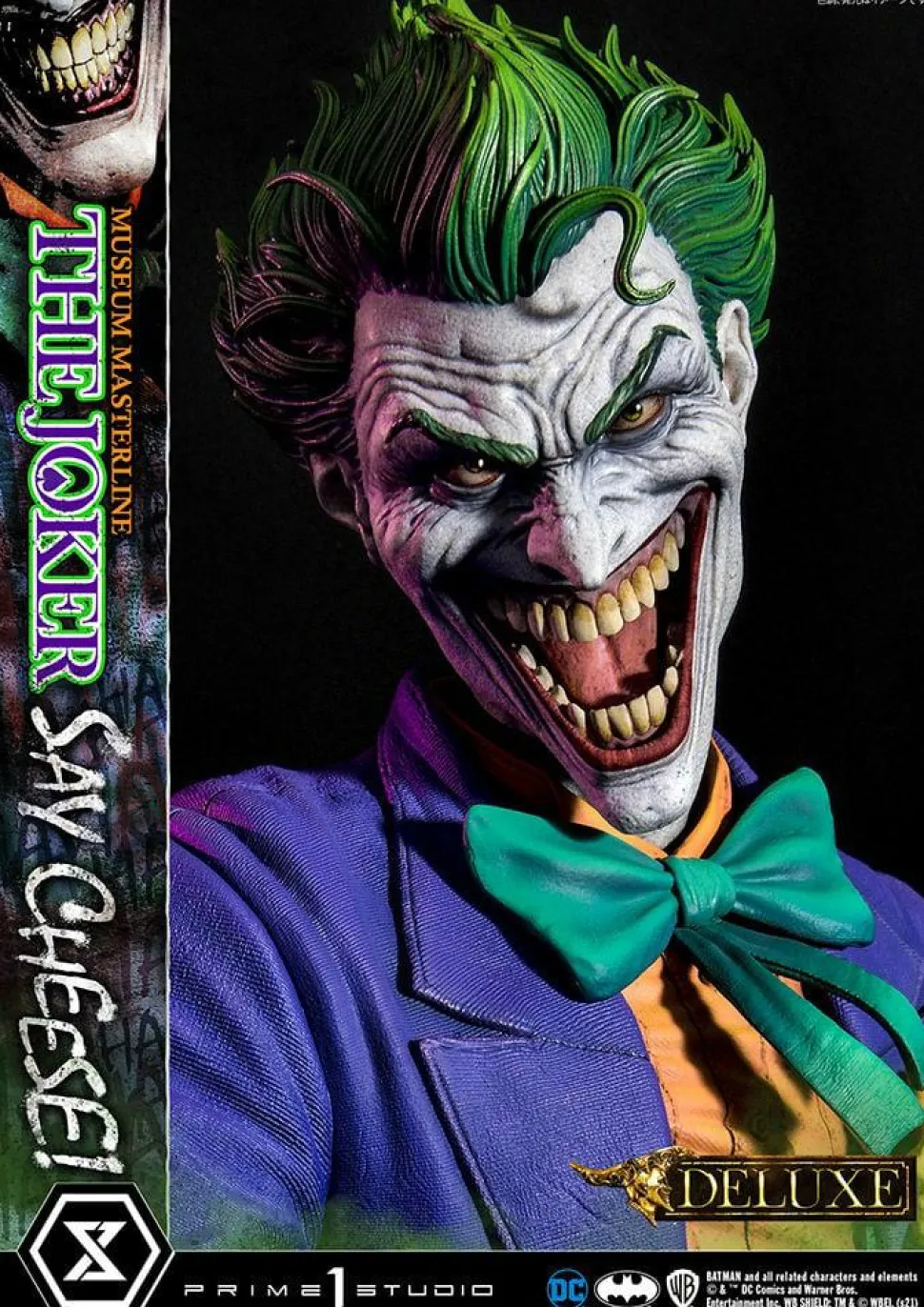 Batman - The Joker “Say Cheese” Deluxe 1/3 Scale Statue