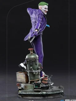 Batman - The Joker 1/10th Scale Statue