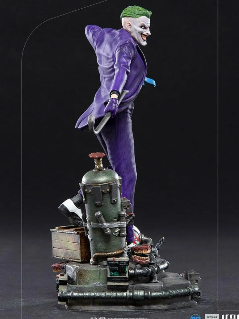 Batman - The Joker 1/10th Scale Statue