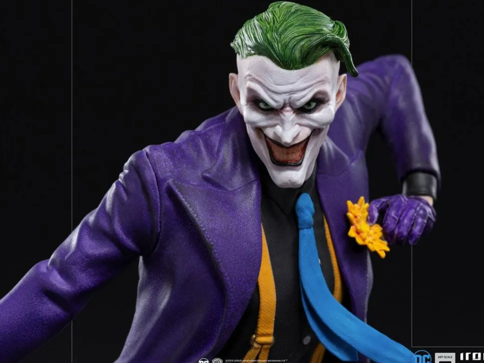 Batman - The Joker 1/10th Scale Statue