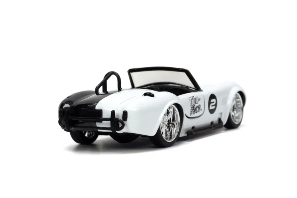 Batman - Two-Face & 1965 Shelby Cobra 427 S/C Hollywood Rides 1/32 Scale Die-Cast Vehicle Replica