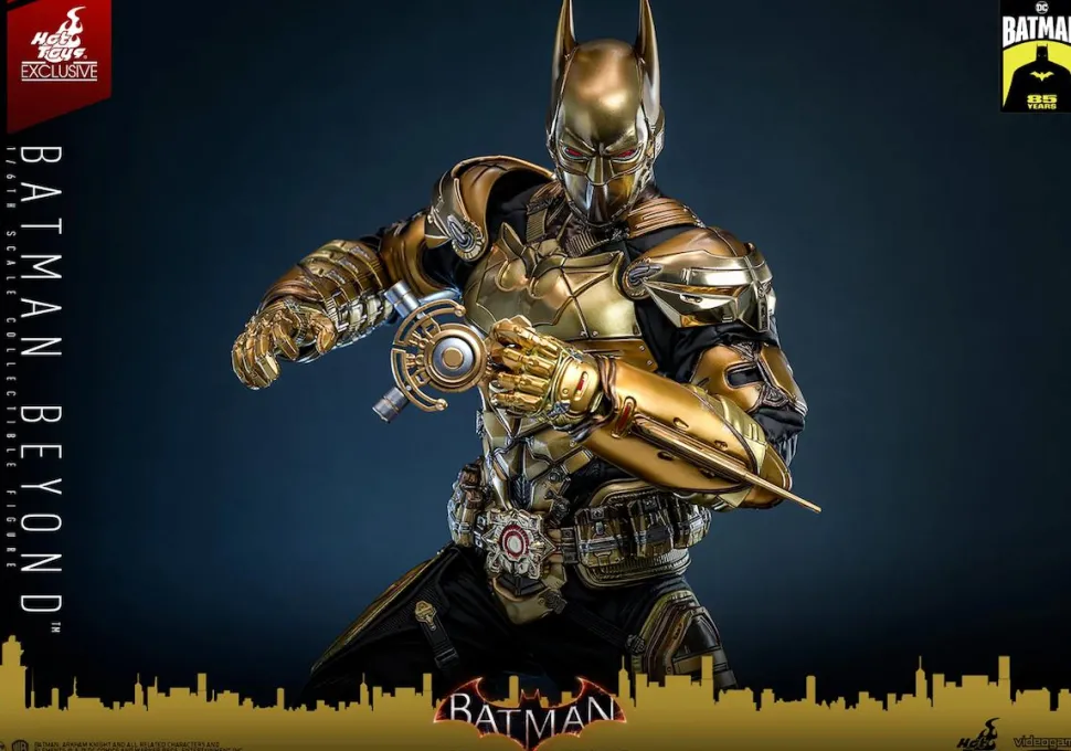 Batman: Arkham Knight - Batman Beyond (Black & Gold Version) 1/6th Scale Hot Toys Action Figure (Hot Toys Exclusive)