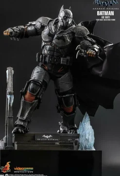 Batman: Arkham Origins - Batman XE Suit 1/6th Scale Hot Toys Action Figure