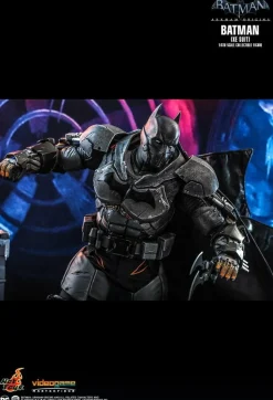 Batman: Arkham Origins - Batman XE Suit 1/6th Scale Hot Toys Action Figure