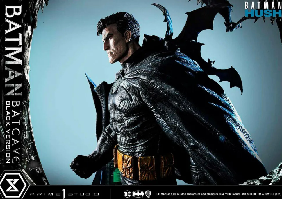 Batman: Hush - Batman Batcave Black Version 1/3 Scale Statue