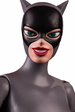 Batman: The Animated Series - Catwoman (Regular Edition) 1/6th Scale Action Figure