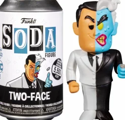 Batman: The Animated Series - Two-Face SODA Vinyl Figure in Collector Can (International Edition)