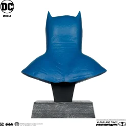 Batman: The Dark Knight Returns - Batman Cowl 1/3rd Scale Replica PVC Statue