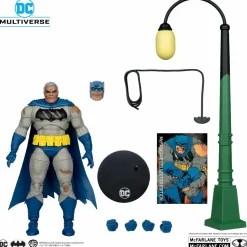 Batman: The Dark Knight Returns - Batman (Battle Damage Blue) DC Multiverse McFarlane Collector Edition 7