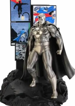 Batman: The Dark Knight Returns - Superman Limited Edition 11" Pewter Statue