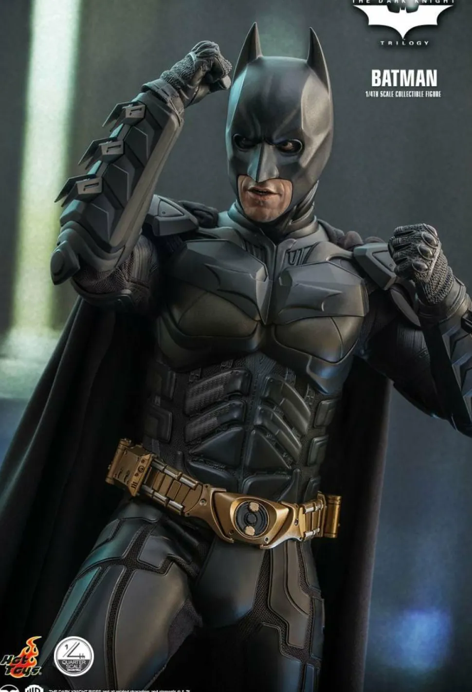 Batman: The Dark Knight Rises - Batman 1/4 Scale Hot Toys Action Figure