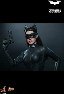 Batman: The Dark Knight Rises - Catwoman 1/6th Scale Hot Toys Action Figure