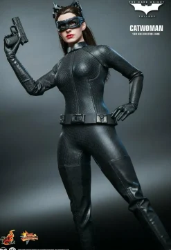 Batman: The Dark Knight Rises - Catwoman 1/6th Scale Hot Toys Action Figure