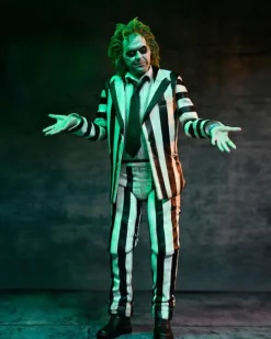 Beetlejuice Beetlejuice (2024) - Beetlejuice (Striped Suit) Ultimate 7'' Scale Action Figure