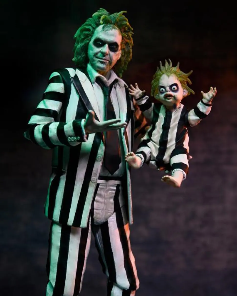 Beetlejuice Beetlejuice (2024) - Beetlejuice (Striped Suit) Ultimate 7'' Scale Action Figure