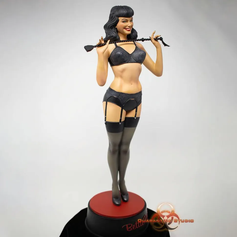 Bettie Page - Bettie Page 17" Statue