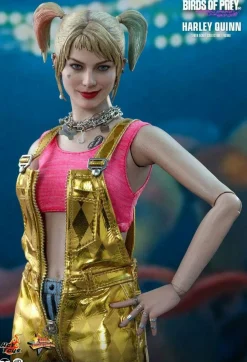 Birds of Prey - Harley Quinn 1/6th Scale Hot Toys Action Figure