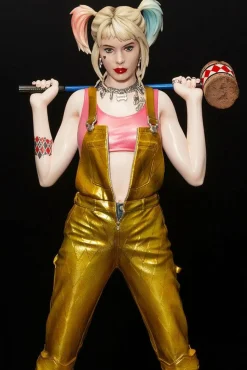 Birds of Prey - Harley Quinn ArtFX 1/6th Scale Statue