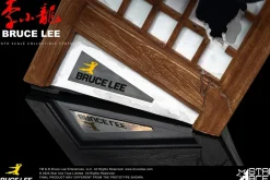 Bruce Lee - Bruce Lee (Flying-Kick) 1/6th Scale Statue