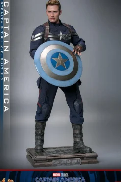 Captain America 2: The Winter Soldier - Captain America (Stealth S.T.R.I.K.E. Suit) 2.0 1/6th Hot Toys Action Figure