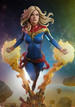 Captain Marvel - Captain Marvel Premium Format Statue