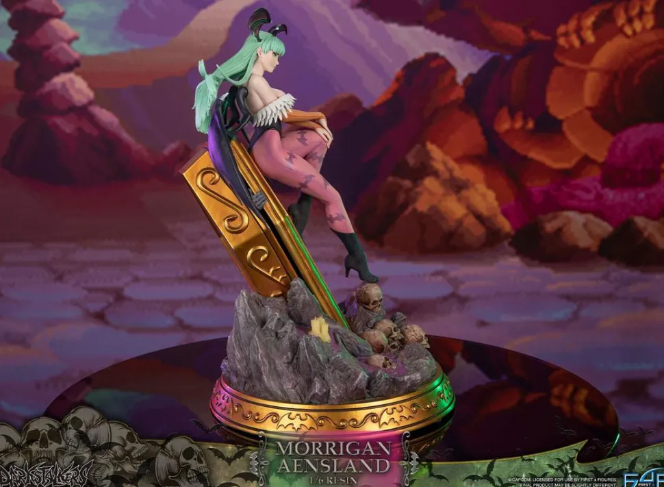 Darkstalkers - Morrigan Aensland with Gold Coffin 1/6th Scale Statue