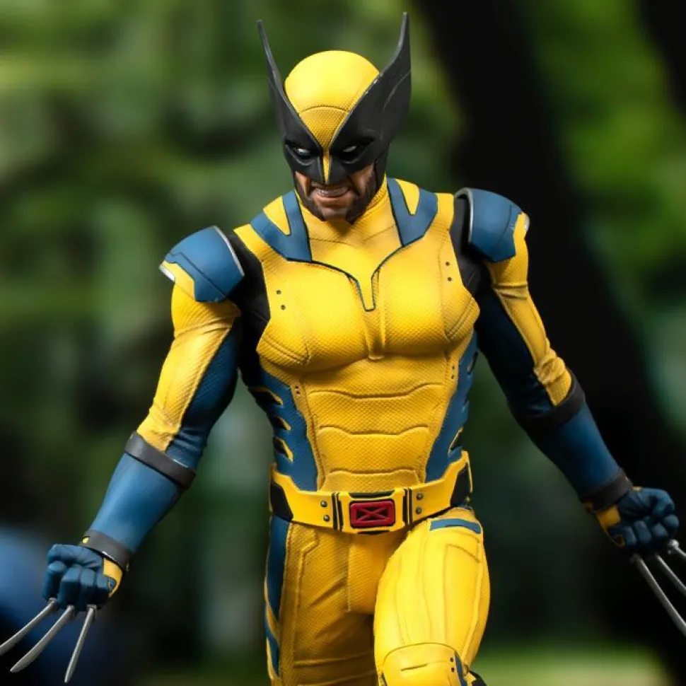 Deadpool & Wolverine (2024) - Wolverine Marvel Gallery 10" PVC Diorama Statue