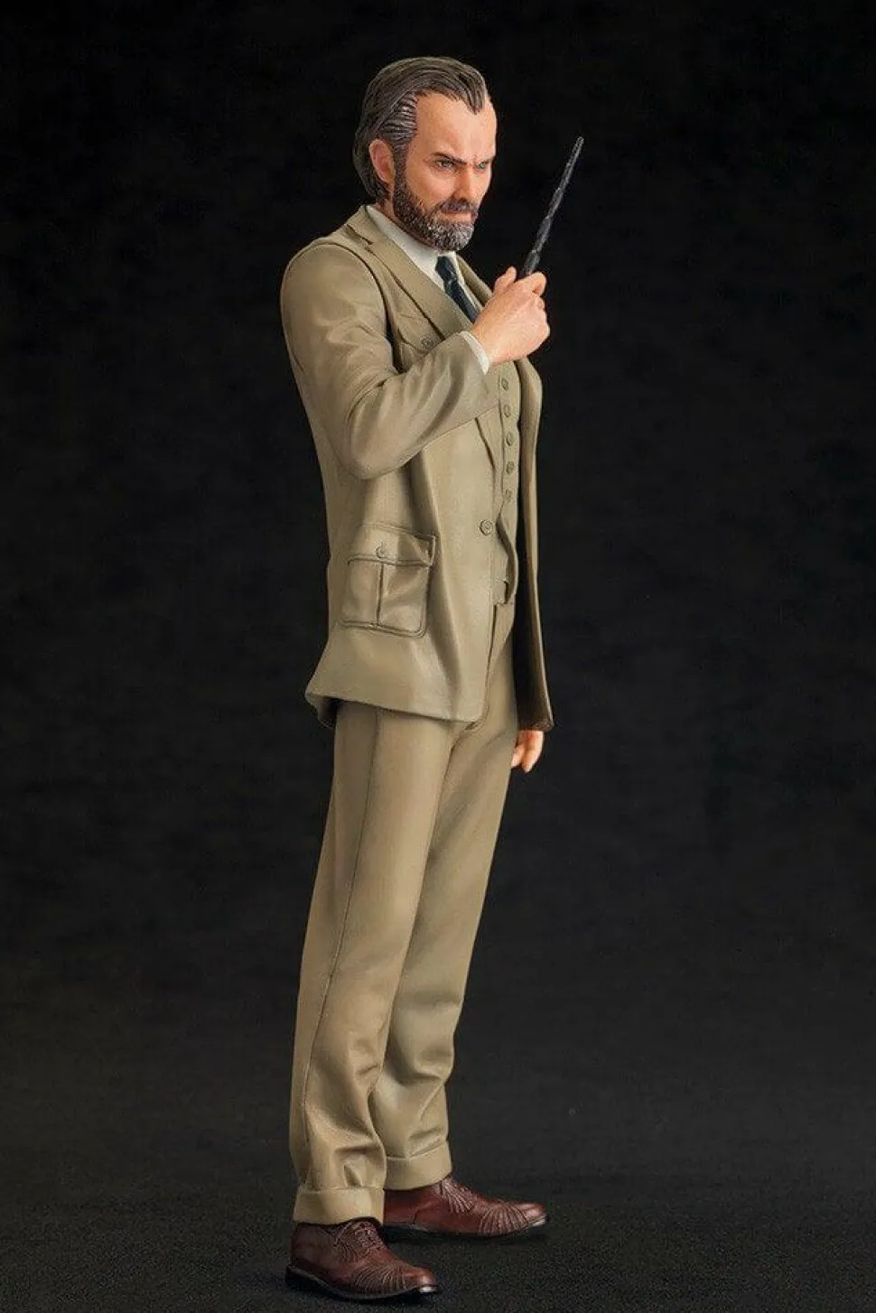 Fantastic Beasts 2: The Crimes of Grindelwald - Albus Dumbledore 1/10th Scale ArtFX Statue