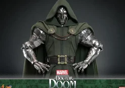 Fantastic Four - Doctor Doom 1/6th Scale Hot Toys Action Figure