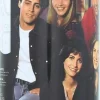 Friends - Cast 600 Piece Mega Micro Tube Jigsaw Puzzle