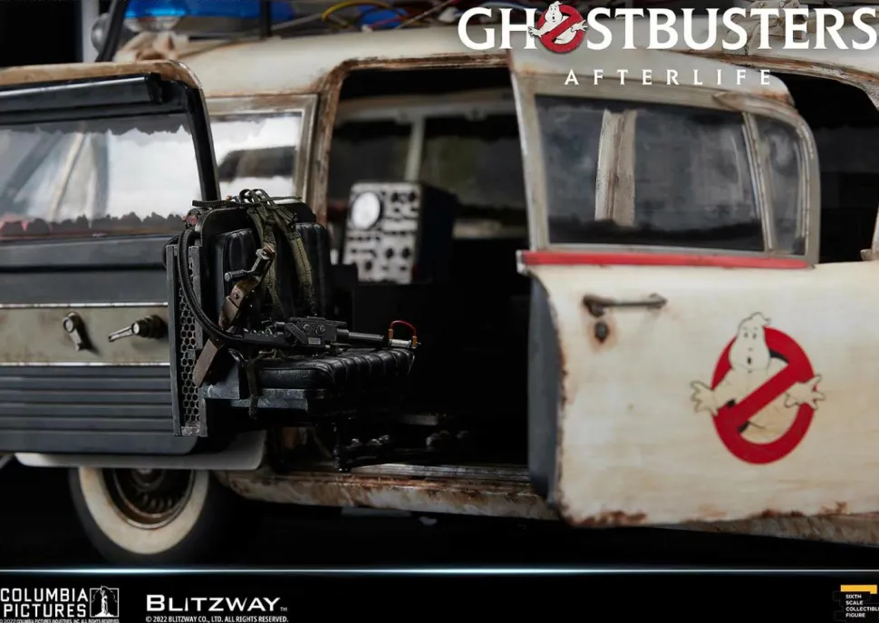 Ghostbusters: Afterlife - Ecto-1 1/6th Scale Action Figure Vehicle Accessory