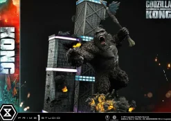 Godzilla vs Kong - King Kong Final Battle 31” Diorama Statue