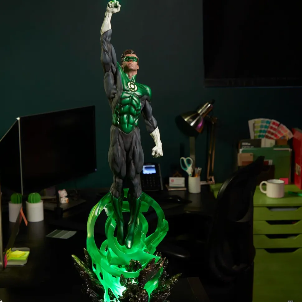 Green Lantern - Hal Jordan 34" Premium Format Statue